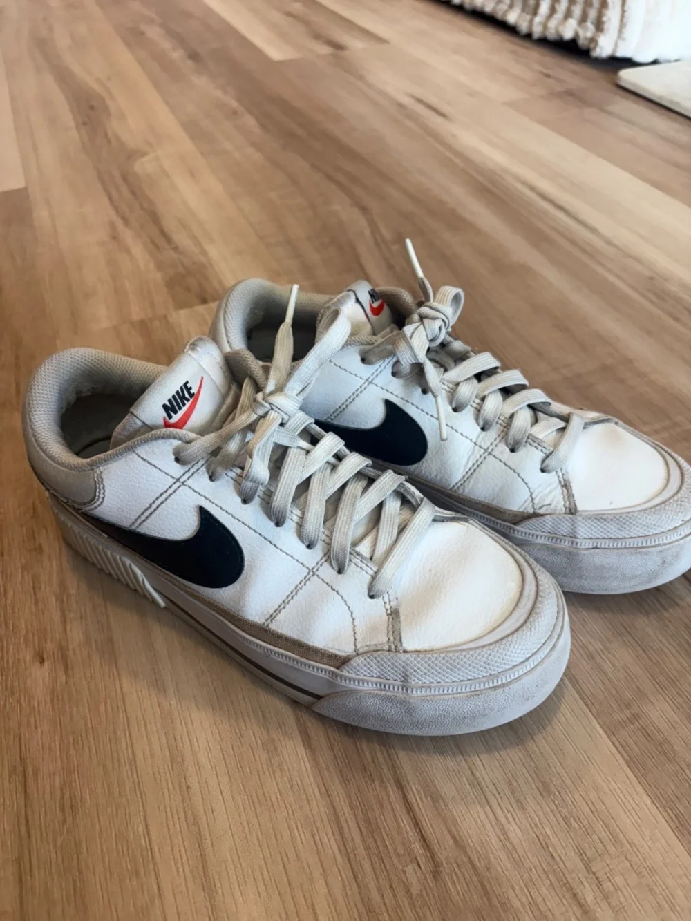 Nike Court Legacy Lift